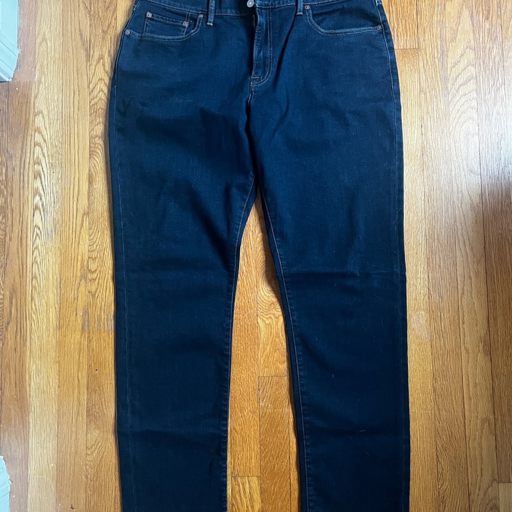 Men's lucky brand dark wash jeans
